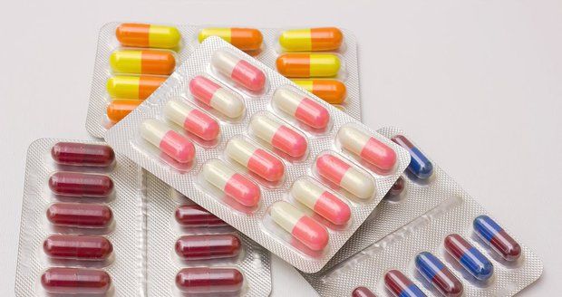 Místo antidepresiv pilulky na lepší trávení: Výrobce spletl krabičky, varuje Čechy úřad