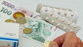 Ceny některých volně prodejných léků stoupají: Lékárny prozradily, co bude zdražovat dál