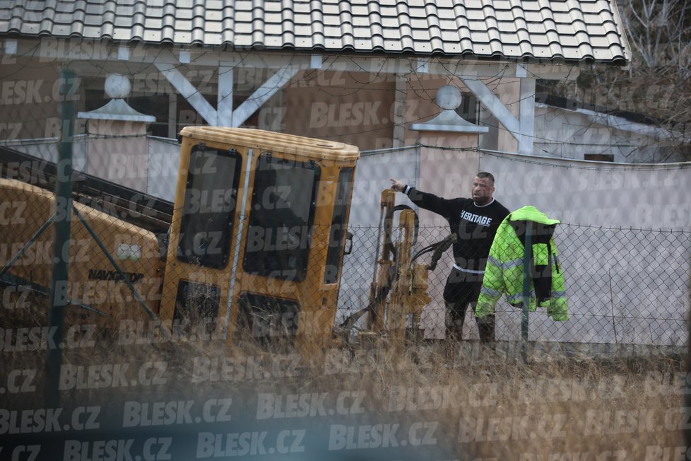 Lela Ceterová se vrátila s dětmi do Vémolandu.