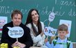Aneta Vignerová a Petr Kolečko se synem Jiříkem Aneta Vignerová a Petr Kolečko se synem Jiříkem