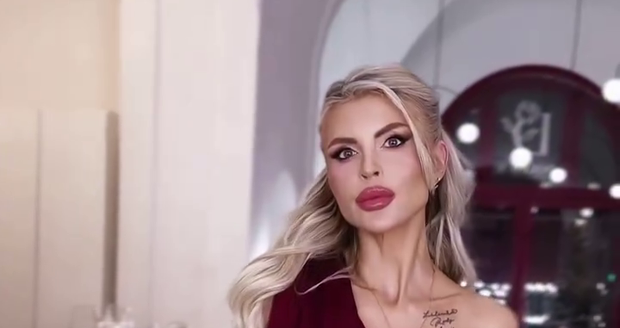 Lela Vémola tampak hebat Lela Vémola tampak hebat