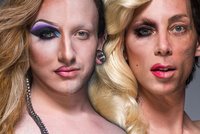 Napůl muži, napůl ženy. Transvestité ukázali své pravé tváře