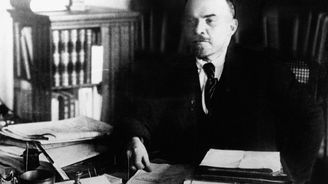 Soudruh, filozof i loutka. Před 150 lety se narodil věčný Vladimir Iljič Lenin