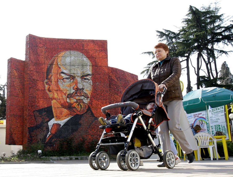 Lenin je v Rusku pořád dobrý artikl (16. 6. 2020).