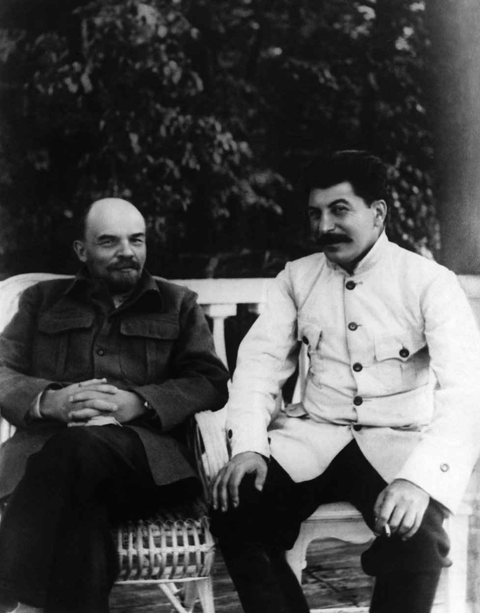V. Lenin na setkání s J. Stalinem. Stalina se obával, možná i oprávněně.