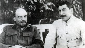 Leninovo poslední marné přání: V závěti zoufale volá po odstranění Stalina, kterému sám pomohl k moci