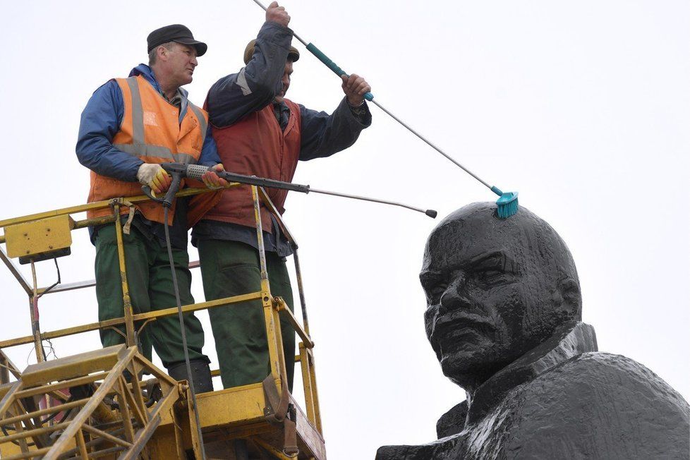 I Lenin se musí občas umýt