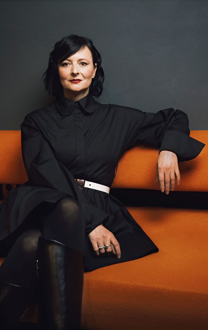 Lenka Mulabegovič šije pro ženy, které jsou sebevědomé a přesně ví, co od oblečení chtějí. A nebojí se do něj investovat. Lenka Mulabegovič šije pro ženy, které jsou sebevědomé a přesně ví, co od oblečení chtějí. A nebojí se do něj investovat.