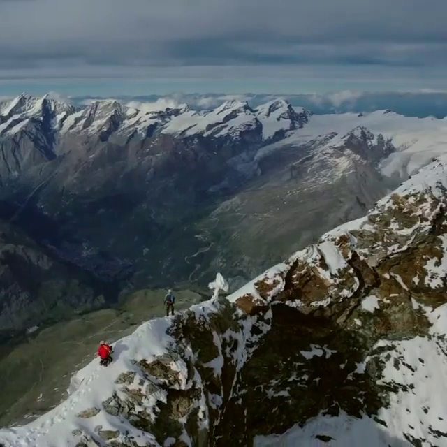 Lenka Vacvalová se zasnoubila na Matterhornu