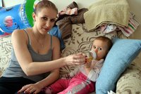 Maminka s miminkem z Rosic u Brna: Žily za 66 Kč denně. Teď nabízí pomoc i Američan!