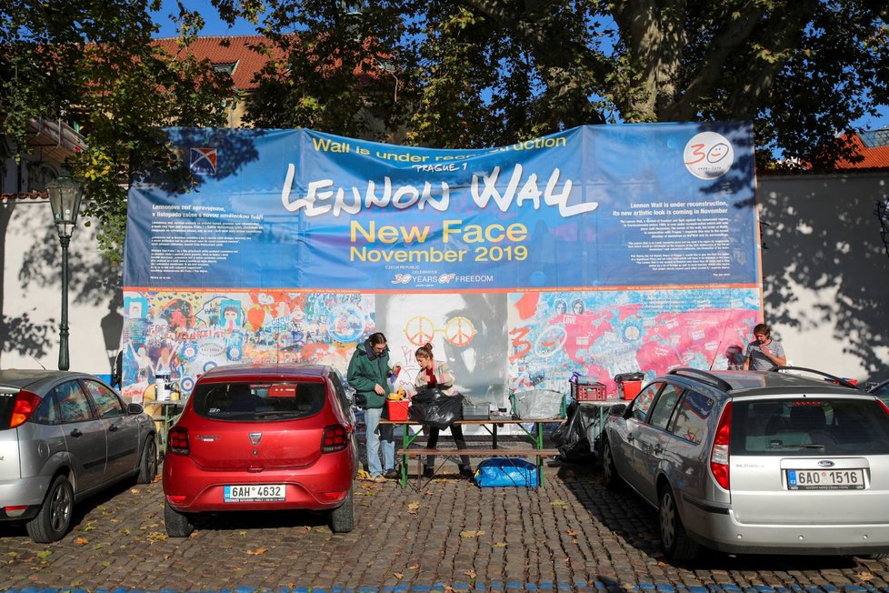 Lennonova zeď, 7. listopadu 2019