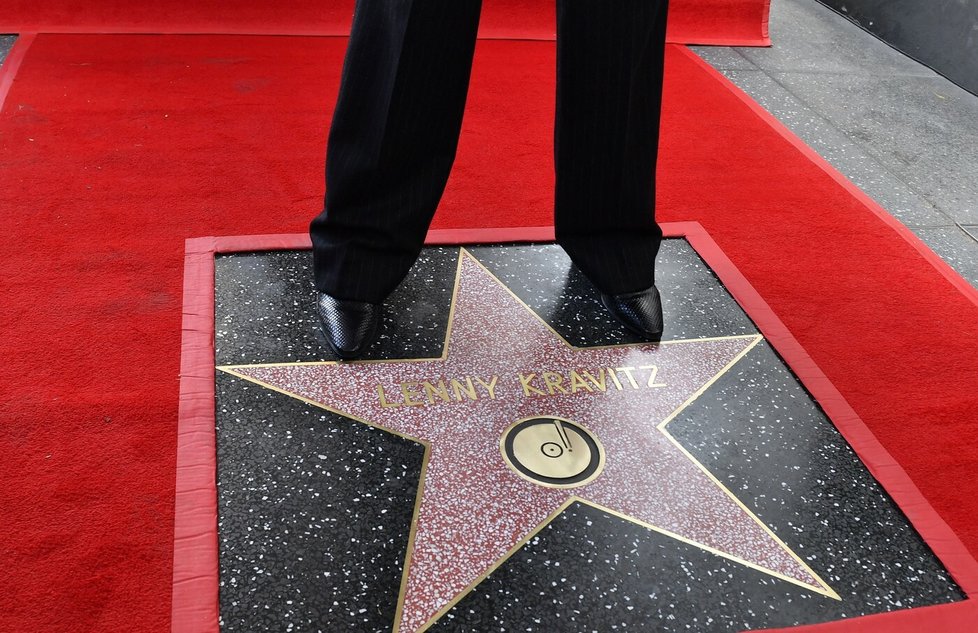 Lenny Kravitz dostal svou vlastní hvězdu na chodníku slávy.