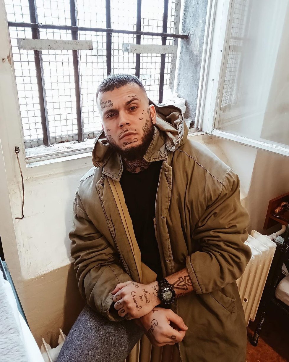Esg Rapper GALERIE: Leo Beránek starší a jeho lolita: Svatba ve Vegas, bejby ...