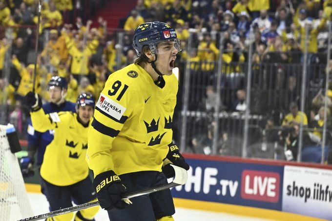 Švédové porazili Finy, Švýcarsko zaskočilo USA. Rakousko uspělo po sporných nájezdech  Švédové porazili Finy, Švýcarsko zaskočilo USA. Rakousko uspělo po sporných nájezdech