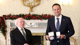Irský premiér rezignoval, vystřídal ho známý politik. Rošáda byla domluvená roky 