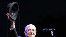 Zpěvák Leonard Cohen zemřel ve věku 82 let.