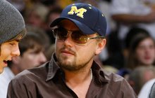 Afﬂeck, Damon, DiCaprio & Maguire: Nelegální hazard a děvky!