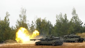 Tanky Leopard při cvičení NATO v Litvě (září 2022)
