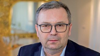 Rozhovor s Milanem Káňou o řešení nehod: Jak Češi podvádějí Rozhovor s Milanem Káňou o řešení nehod: Jak Češi podvádějí