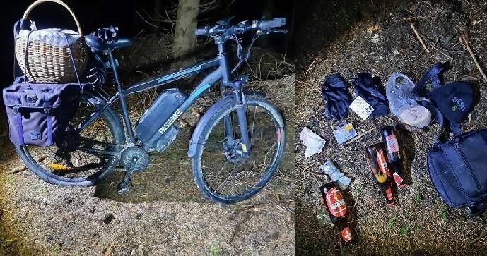 Policisté hledají majitele kola, které stálo několik dnů v lese u Bělé pod Pradědem. Obávají se, že se mu mohlo něco stát.