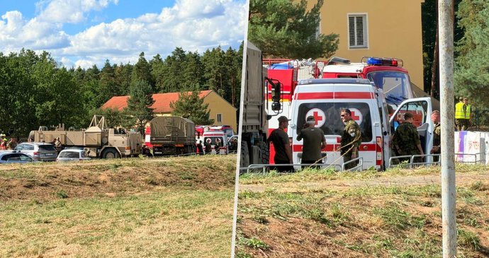 V Lešanech se při předvádění vojenské techniky převrátila tatra, dva zranění