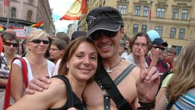 Na náměstí Svobody bylo asi 500 homosexuálů a jejich příznivců.