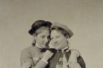 Rok 1887, láska mezi dvěma studentkami