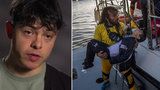 Potápěč zachránil tisíce migrantů, hrozí mu 25 let vězení. Řekové ho viní za špionáž kvůli WhatsApp