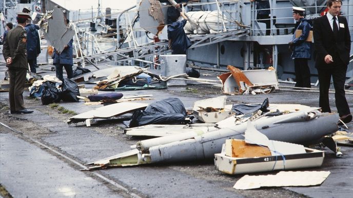 Tragický let Air India 182. Kvůli teroristickému útoku zahynulo 329 osob.