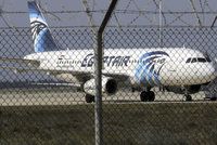 Katastrofa Egyptair MS804: Záhadný kouř z toalet a chybějící černé skříňky