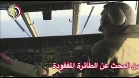 Piloti egyptského letadla pátrají po zříceném Airbusu A320.