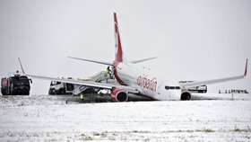 Letadlo společnosti Air Berlin sjelo z runwaye 
