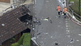 Letecké neštěstí na show ve švýcarském Dittingenu nepřežil jeden z pilotů