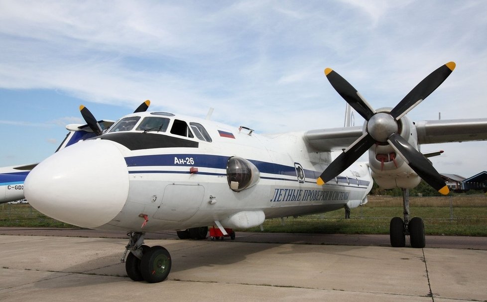 Letadlo Antonov AN-26