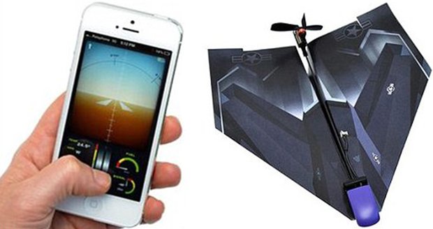 Dnes je už i papírové letadlo možné ovládat iPhonem