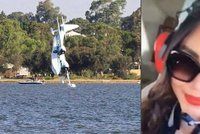 Poslední selfie před smrtí: Krásná dívka se natočila v kokpitu před pádem letadla