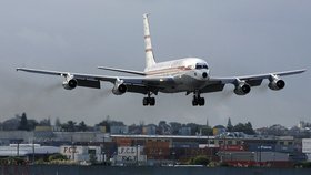 Boeing 707.