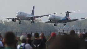 Nízký průlet leteckého útvaru Ministra vnitra SR - Mošnov Ostrava, 15.9.2018, Dny NATO.