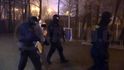 Polák vyhrožoval bombou. Teď je podezřelý ze šíření poplašné zprávy a ohrožení letadla. Polák vyhrožoval bombou. Teď je podezřelý ze šíření poplašné zprávy a ohrožení letadla.