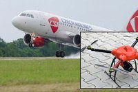 Letadlo se při přistání v Praze málem srazilo s dronem: Pilot zažehnal neštěstí
