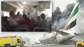 Letadlo společnosti Emirates začalo hořet po přistání v Dubaji. Na palubě propukla panika.