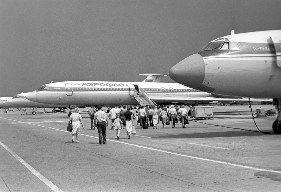 Letoun Tu-154 se zřítil krátce po startu v tehdejší kazašské metropoli Almaty. Zahynulo 163 lidí.