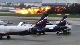 Hrozivé záběry z letiště v Moskvě