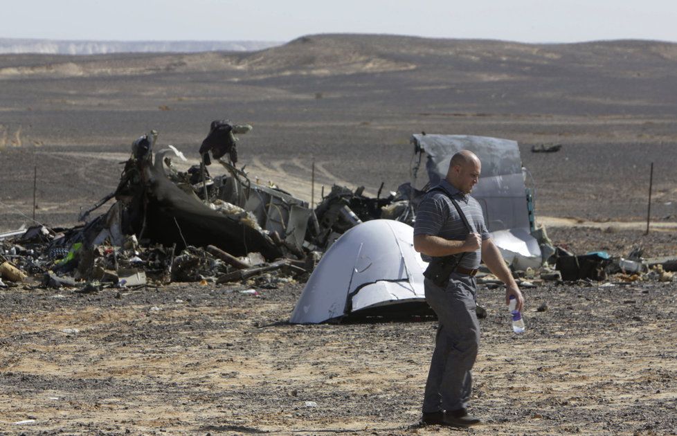 Egyptem zmítají teroristické útoky. Říjen 2015: Bombový atentát na ruský Airbus A321 (224 obětí).