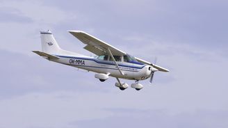 V Česku přibývá pilotů malých letadel, chtějí se vyhnout ucpaným dálnicím