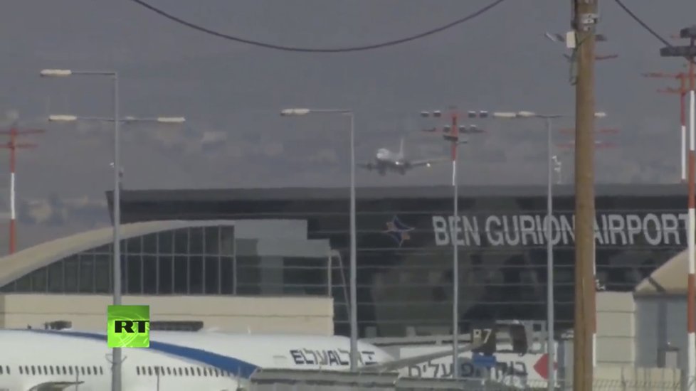 Nouzové přistání letounu Boeing 737 bulharské společnosti Electra Airways v Tel Avivu (1. 7. 2019)