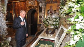 Ruský prezident Vladimir Putin v pravoslavném kostele