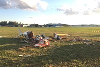 Hrůza na leteckém dni na Prachaticku: Letoun se zřítil kousek od diváků! Pilot (†72) zahynul