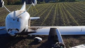 Na Příbramsku se zřítil malý letoun: Pilot nehodu nepřežil