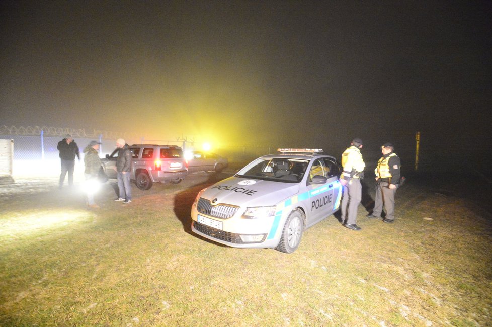 Policie zadržela přibližně šedesátiletého Poláka, který vyhrožoval odpálením bomby.